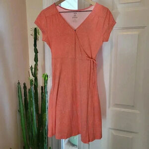 Sherpa Adventure Gear Padma Wrap Shortsleeve Pink Dress, Size S Stretchy Soft‎